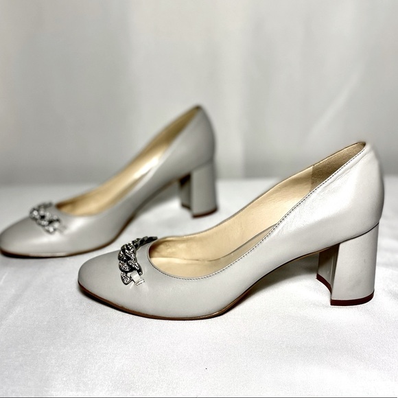 Low Heel Shoes block embroidered with silver strap - Picture 4 of 14